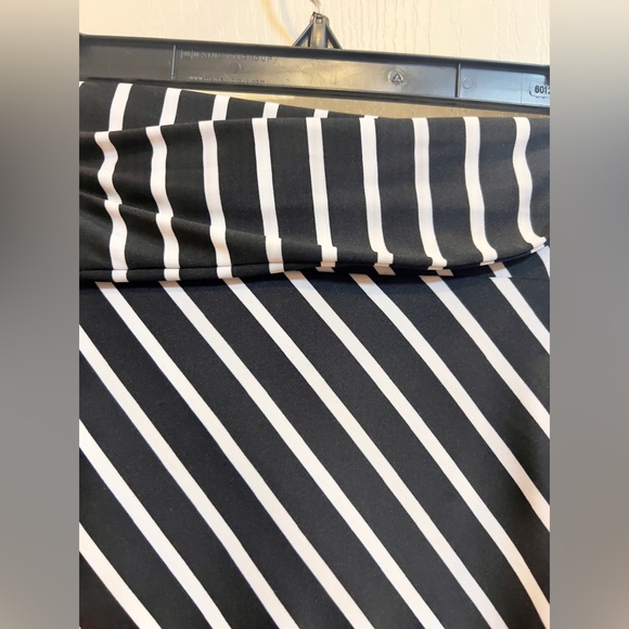 Notations black & white striped with belt spiral closure elastic waist Size 3X - Picture 3 of 4
